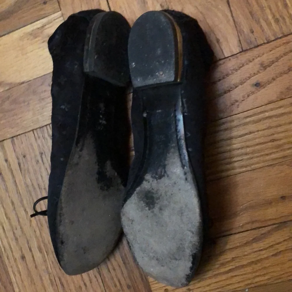 Louis Vuitton monogrammed flats👠 - Picture 8 of 11